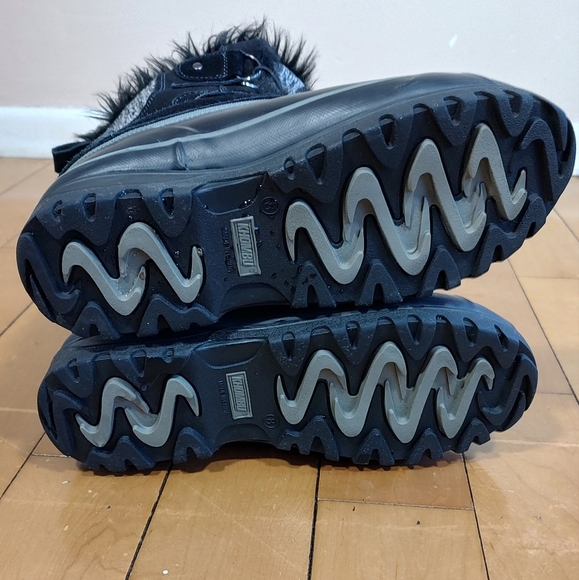 Khombu K-Comfort Nina Women's Black Winter Boots 8M - Picture 12 of 14